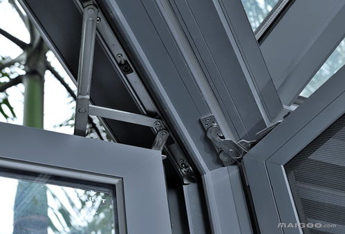 鋁合金門窗產(chǎn)品細(xì)節(jié)圖欣賞 聚焦鋼結(jié)構(gòu)件的精湛工藝